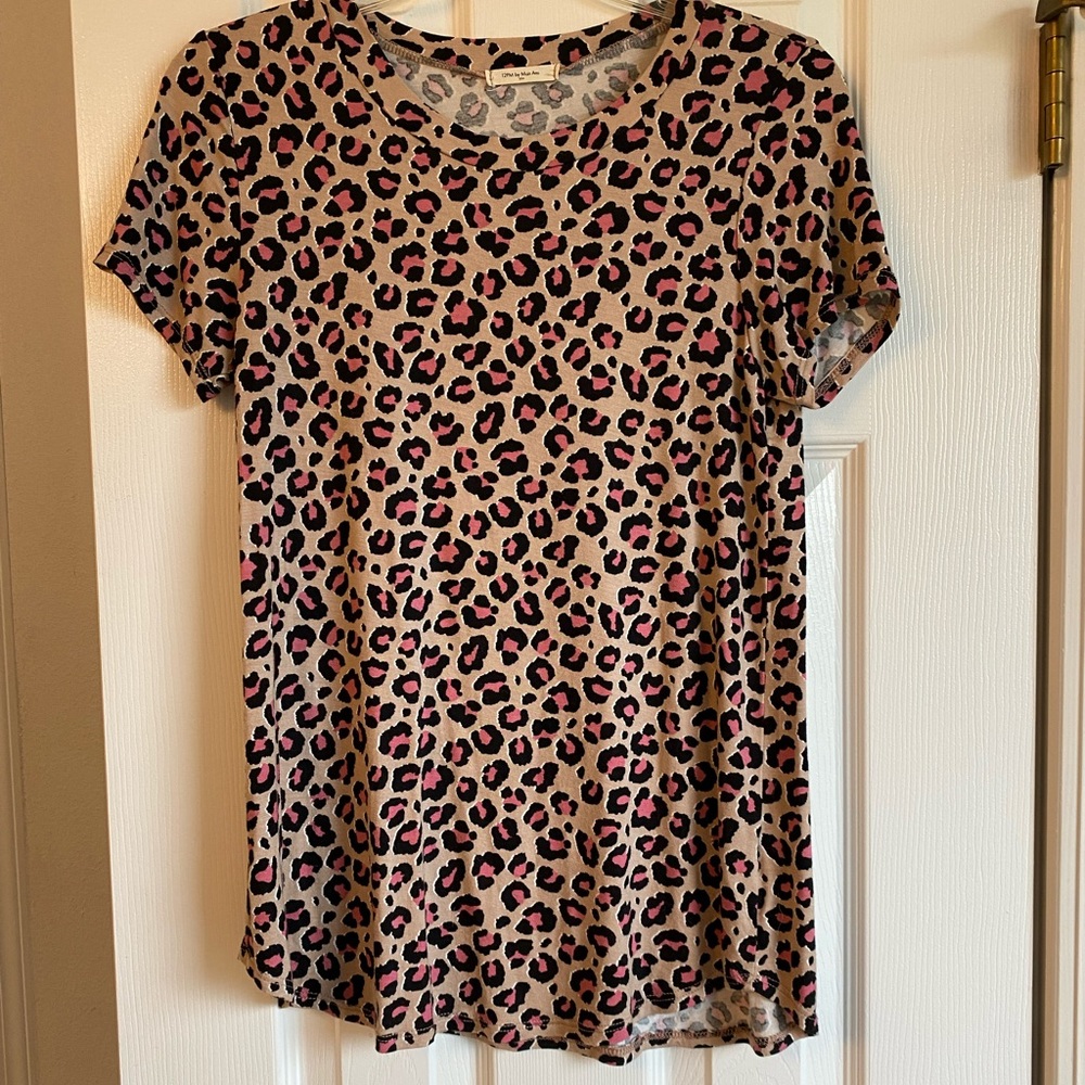 Boutique leopard top